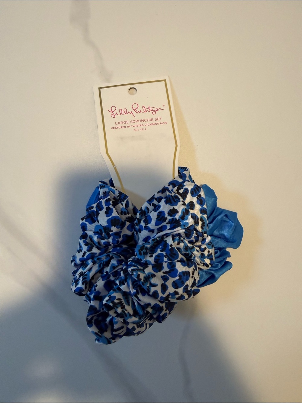 Lilly Pulitzer 2-Pack Satin Scrunchies, Twisted Up/Abaco Blue - Picture 5 of 6